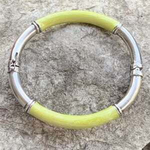 Milor Bangle Sterling Silver w/ Lime Green Pearl Enamel Safety Clasp Italy